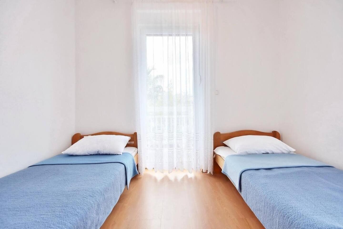 Toma Apartment