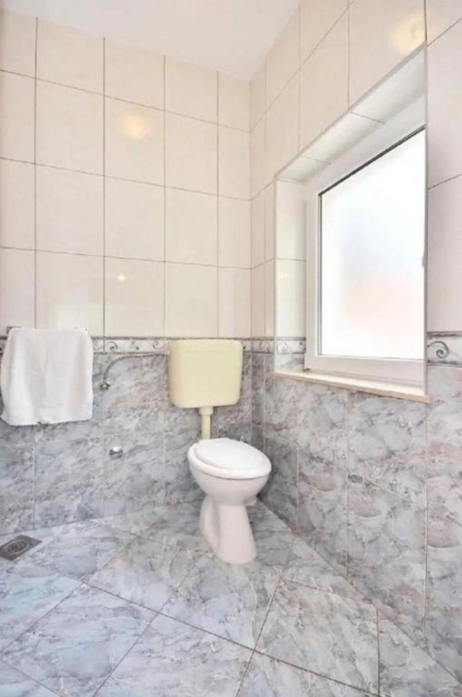 Apartment Toma Omis